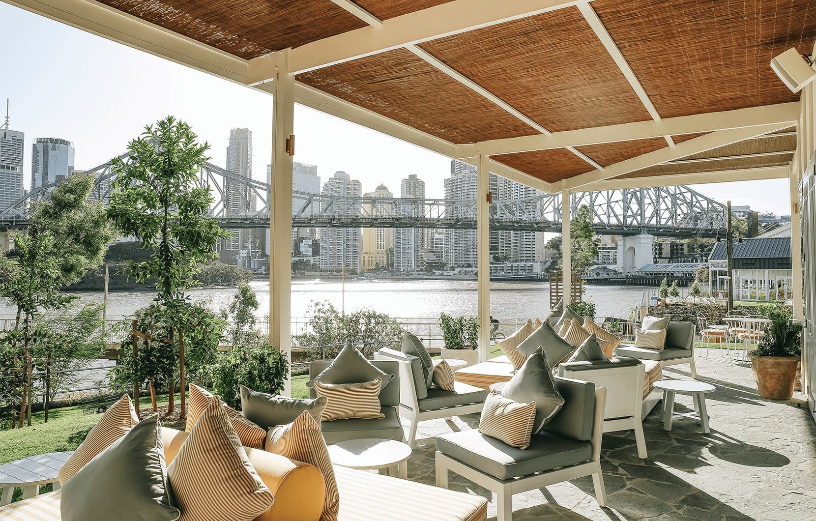 Howard Smith Wharves.jpg