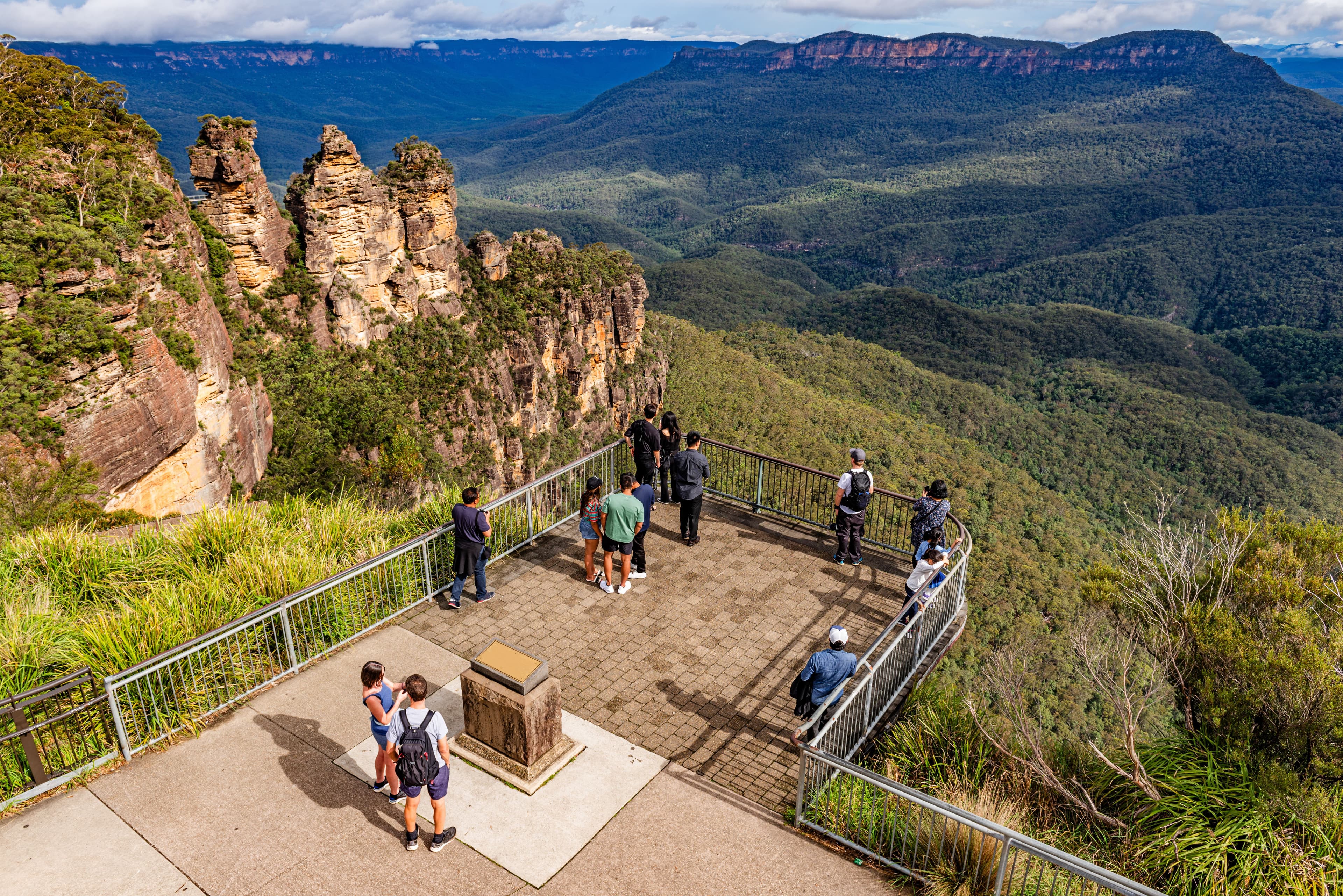 Three Sisters, Blue Mountains.jpeg